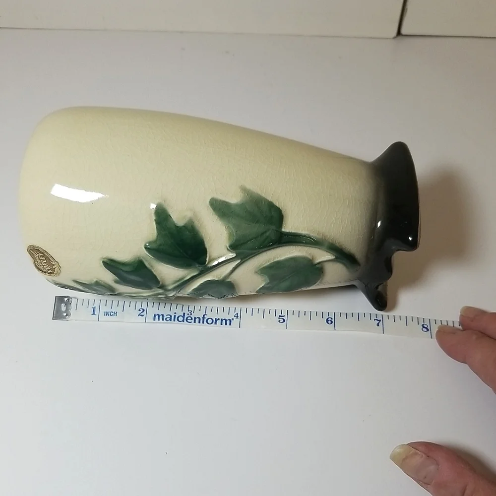Vintage Royal Copley cream with green ivy ceramic vase Orignal Sticker